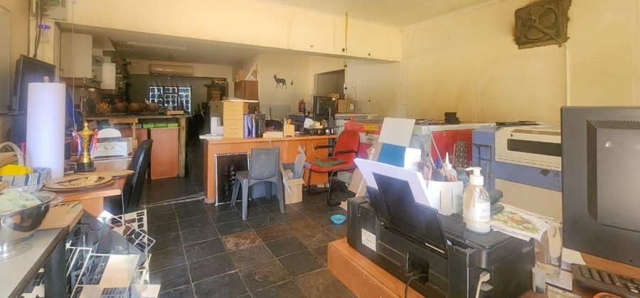  Bedroom Property for Sale in Flamwood North West